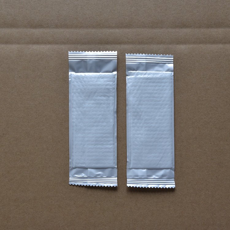 单片卫生湿巾 单独包装 清洁专用 怡美乐卫生用品