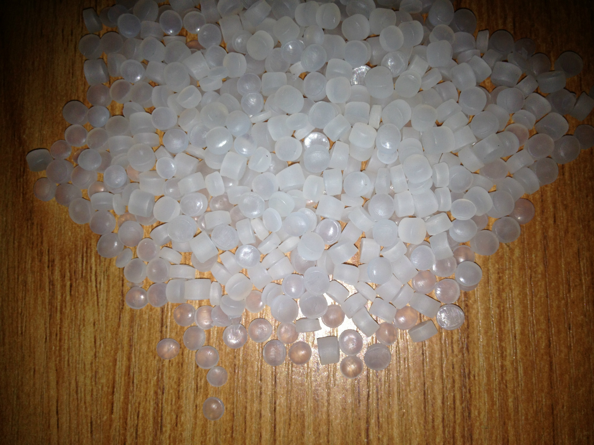 易加工高强度LDPE2F0.3A-1燕山石化透明薄膜塑胶原料