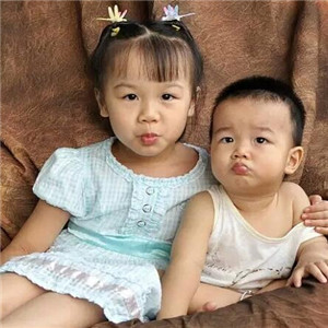 小兔子乖乖儿童摄影