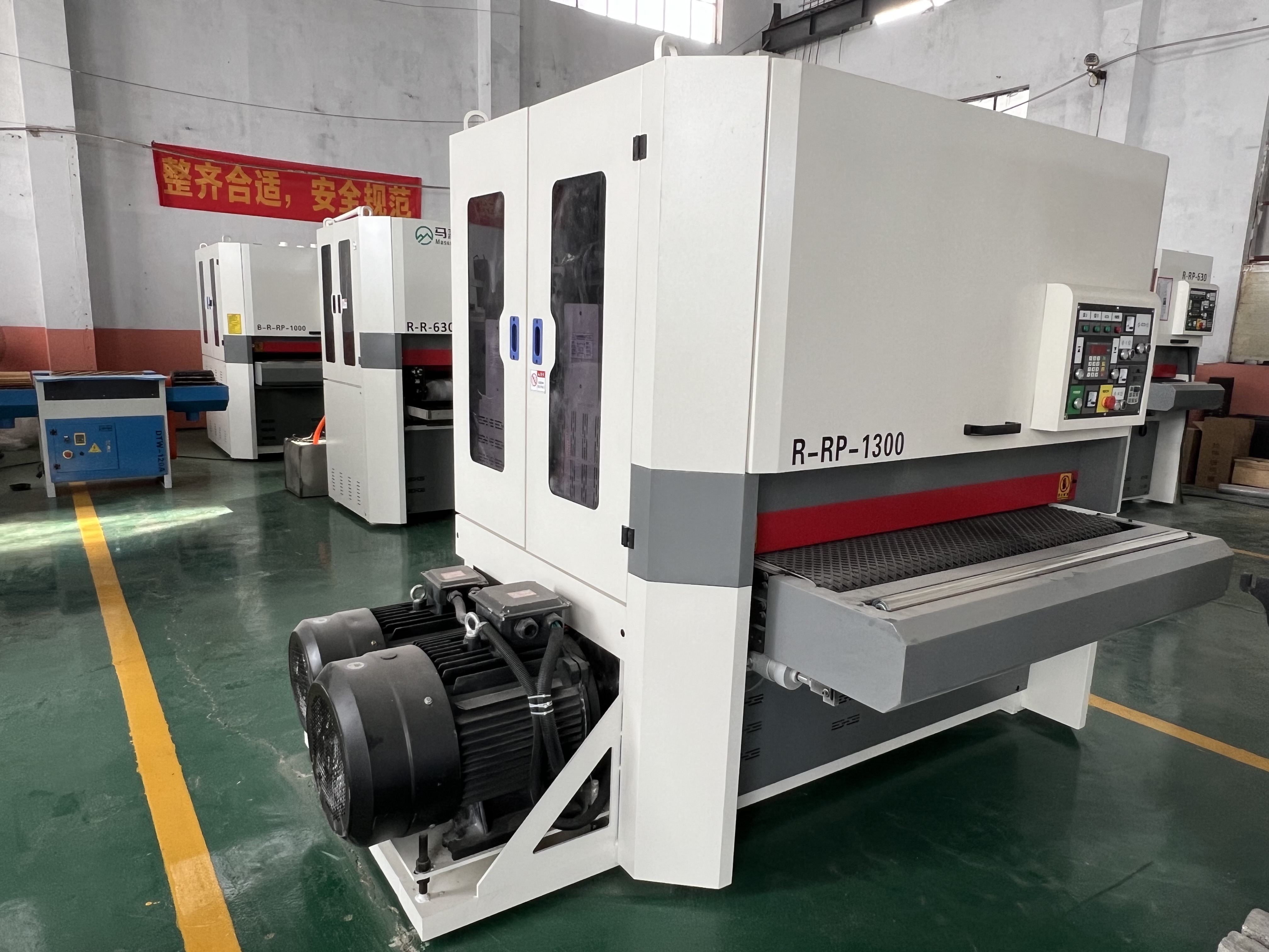 高精度木工定尺砂光机 双砂架结构木材定尺砂 家具厂专用打磨设备