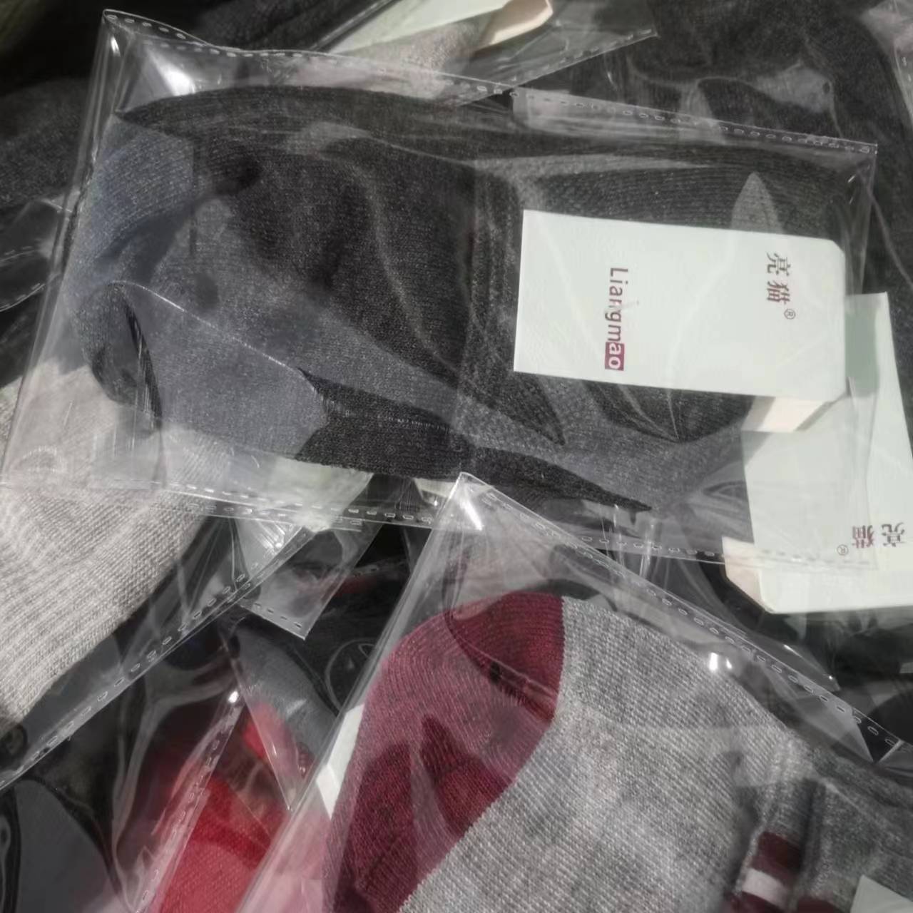 新款地摊袜跑量款男女袜子 透气舒适便宜地摊货源