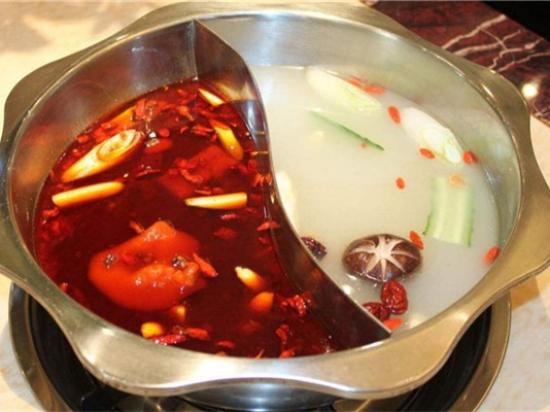 禄牛现切牛肉火锅