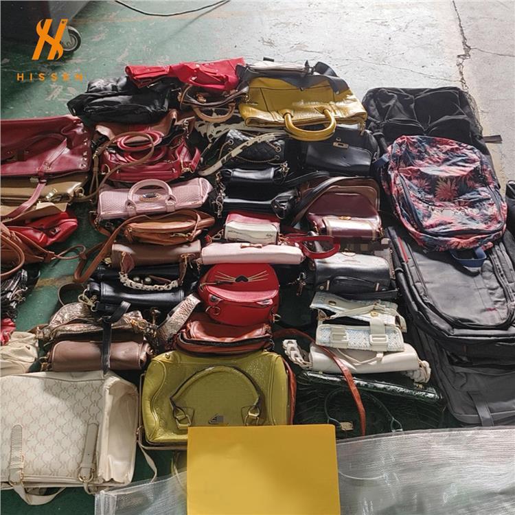 secondhand二手包包大容量双肩书包旅行包论斤卖出口非洲东南亚