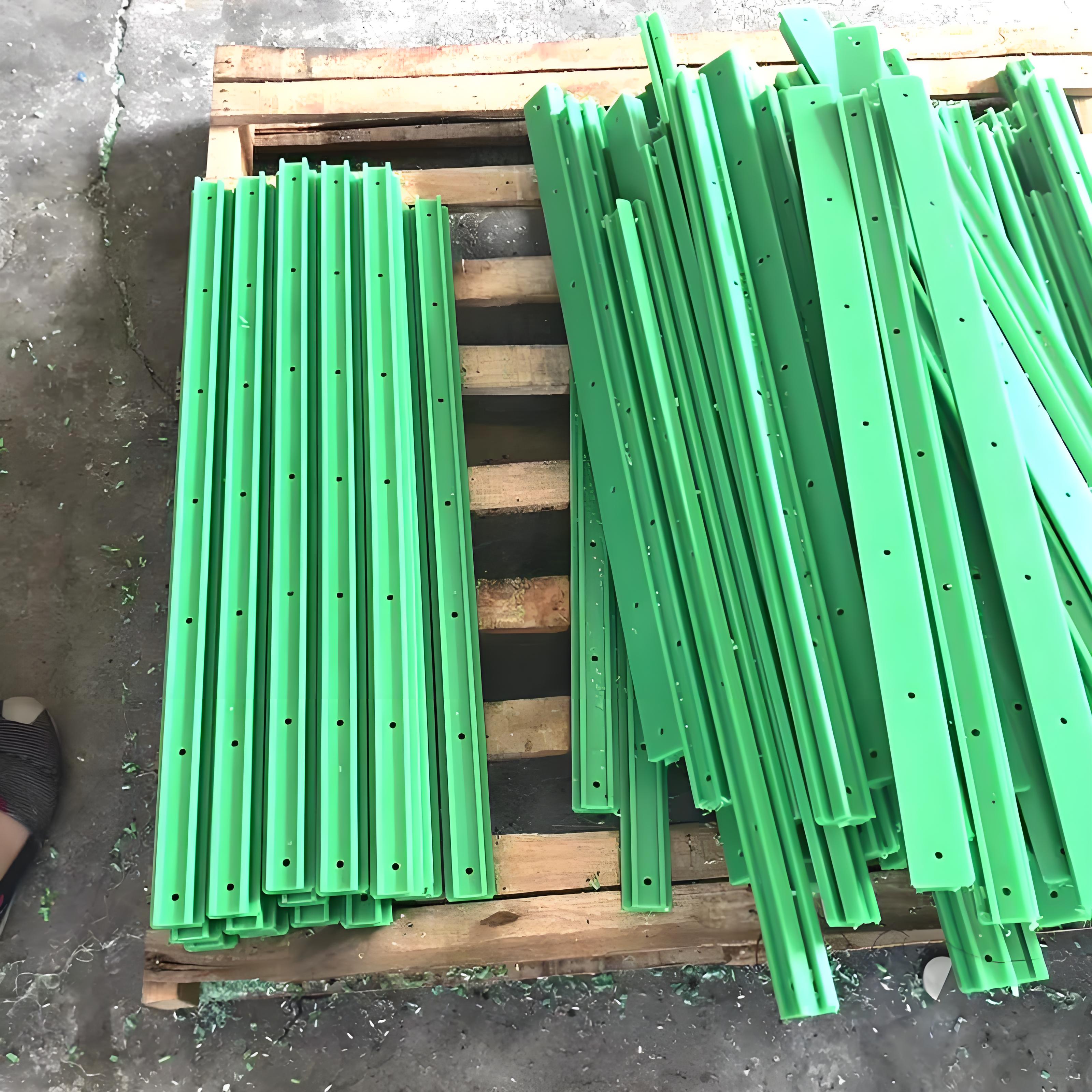 聚乙烯链条导轨定制单双排轨道托条工业输送流水线尼龙弯轨导向槽