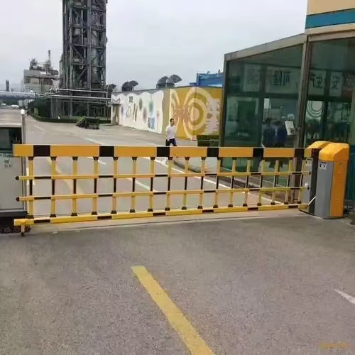 车牌识别系统安装 道闸 宏顺泰红白直杆更换 空间闸