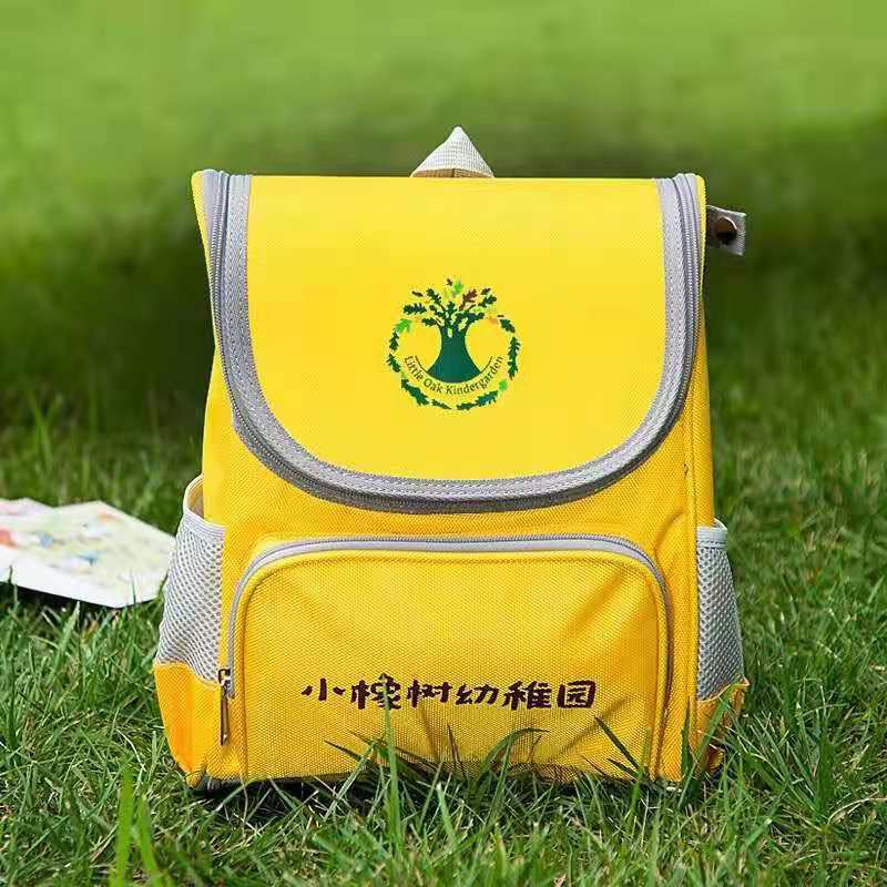 新款小学生书包 护脊儿童双肩背包 库存充足 生产厂商
