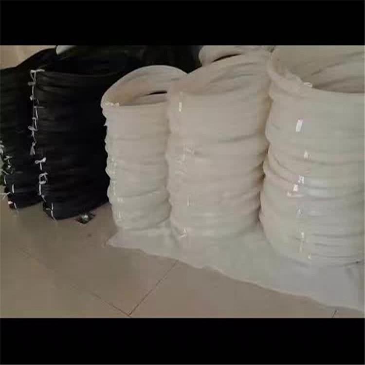 背胶自粘黑色防滑硅胶防震条 密室密封条 大伟橡胶生产