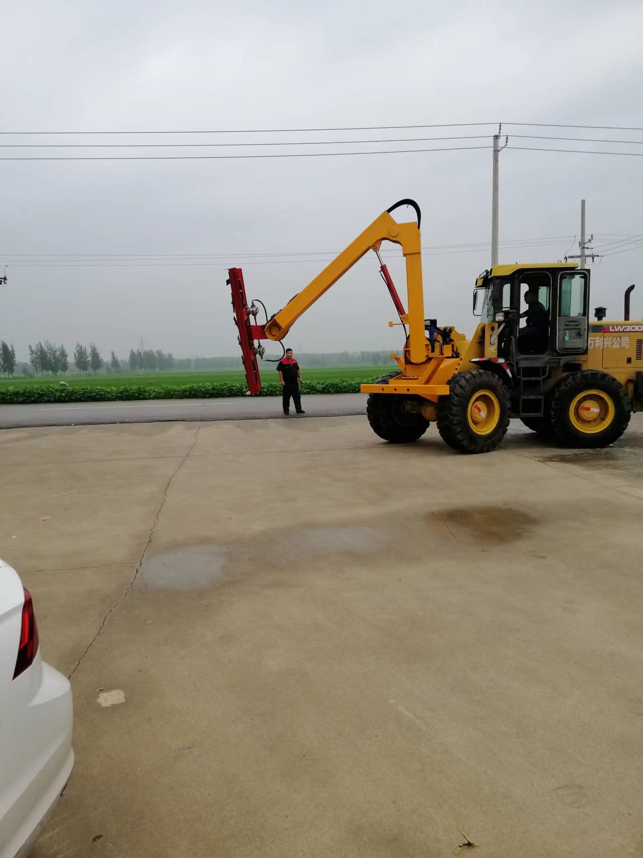大型园林修剪机城市绿化带绿篱机高枝修剪工具源头生产厂家