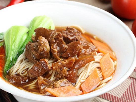 汤姥爷跷脚牛肉面