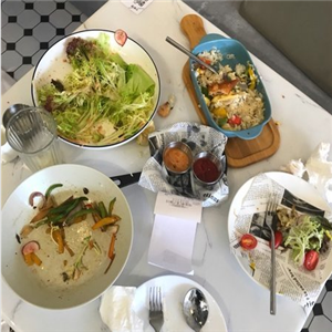 半城轻食