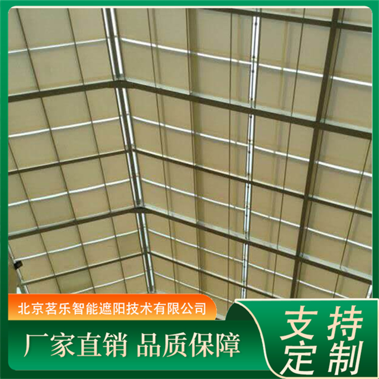 商场卷轴式天棚帘 遮阳帘 隔热防晒 使用寿命长久 茗乐