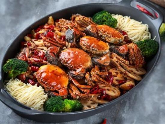 巧嘴肉蟹煲