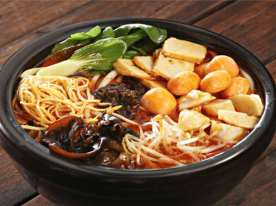 砂锅食代云南过桥米线