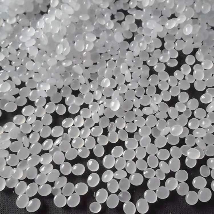 PetrotheneLB570300HDPE利安德巴塞尔资料齐全塑胶原料颗粒