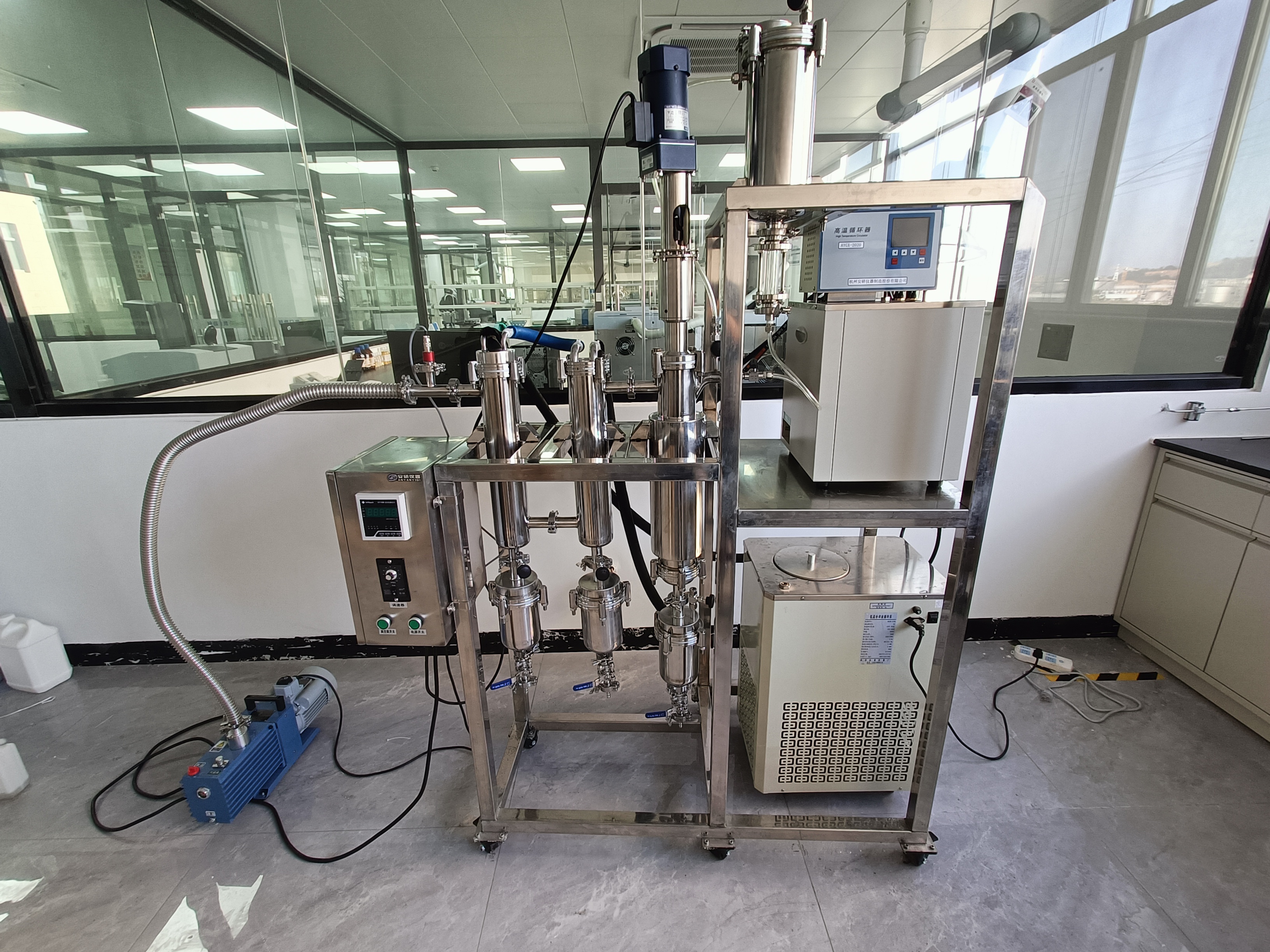 化学浓缩实验室小型薄膜蒸发器蒸发面积0.06平方不锈钢材质