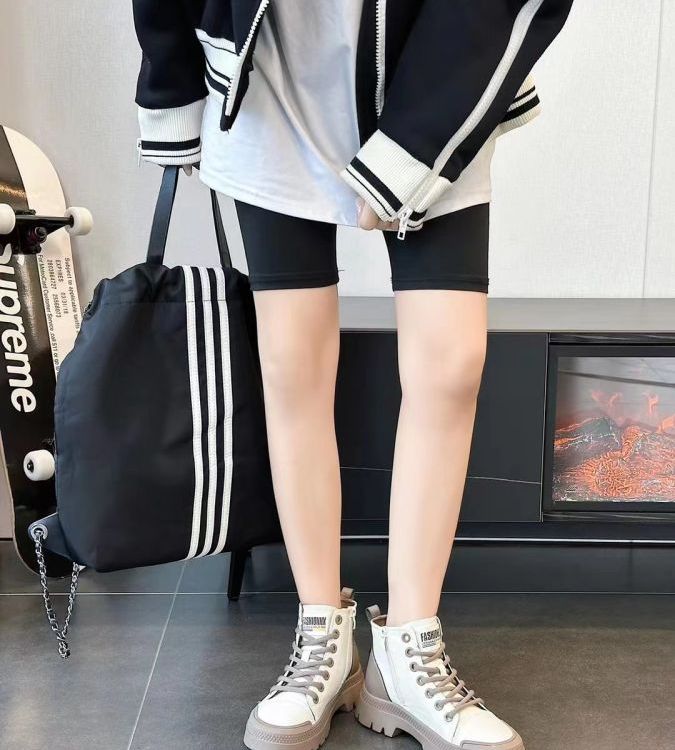2023炸街款真皮加棉马丁靴保暖牛筋底女靴库存鞋批发厂家一手货源