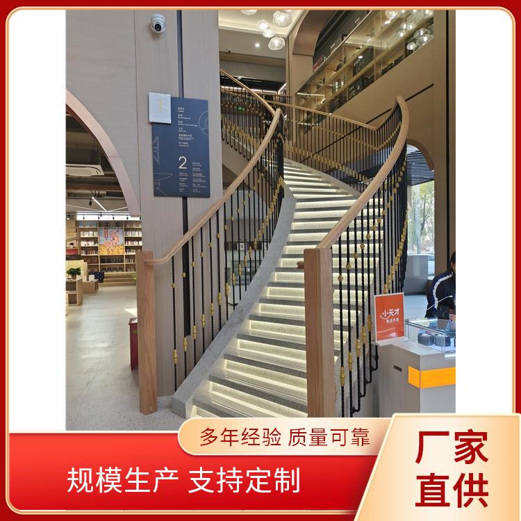 别墅楼梯扶手 木扶手铁艺 室内旋转欧式楼梯栏杆 颜色款式多样可定制