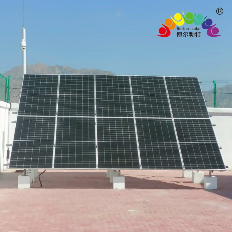博尔勃特无电地区太阳能离网供电系统边 防风光互补光伏发电系统