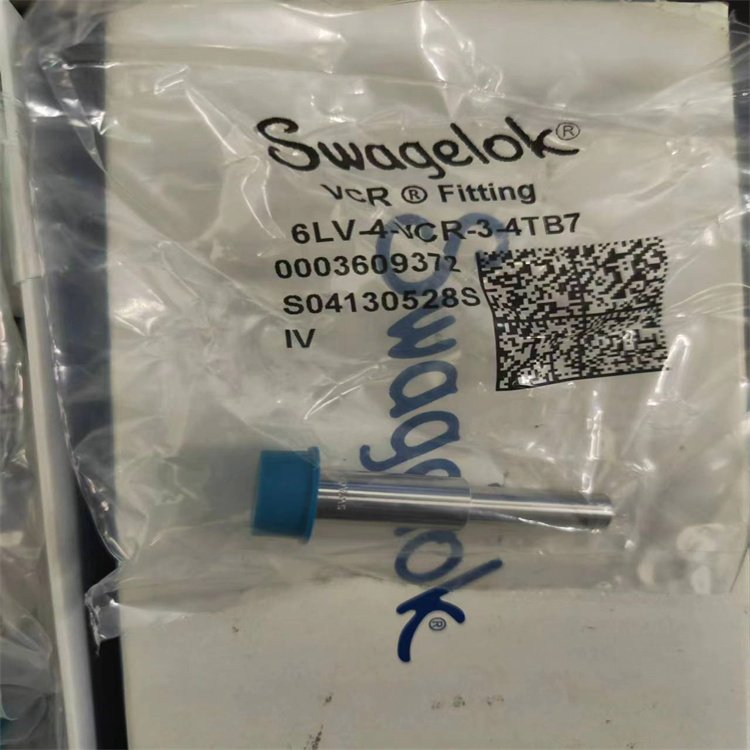 世伟洛克VCR接头6LV-4-VCR-3-4TB7 1/4长杆美国SwageIok螺母